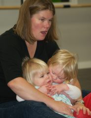 Quiet time during danceleson.